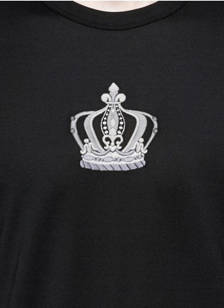 Detail View - Click To Enlarge - - - Crown embroidery cotton T-shirt