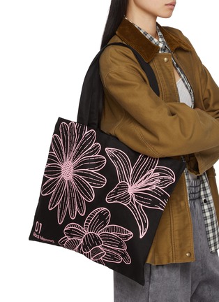 Figure View - Click To Enlarge - MARDI MERCREDI - Triple Flower Cotton Canvas Tote Bag