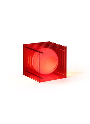 Detail View - Click To Enlarge - BẰNG - Lớp Small Square Table Lamo — Red