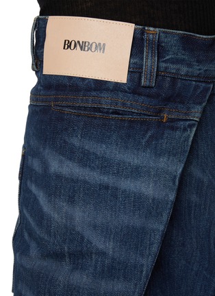  - BONBOM - Tucked Dark Wash Jeans
