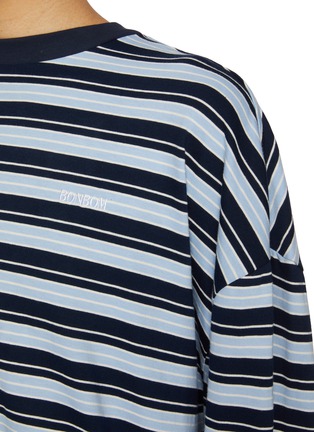  - BONBOM - Detachable Back Frame Stripe T-Shirt