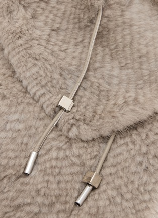 Detail View - Click To Enlarge - SYMÉTRIE - Mink Fur Knit Cape