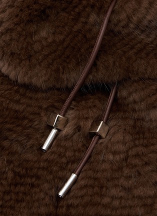 Detail View - Click To Enlarge - SYMÉTRIE - Mink Fur Knit Cape