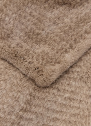 Detail View - Click To Enlarge - SYMÉTRIE - Mink Fur Knit Muffler Scarf