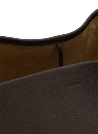 Detail View - Click To Enlarge - THE ROW - Medium N/S Park Grained Leather Tote Bag