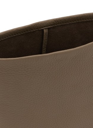 Detail View - Click To Enlarge - THE ROW - N/S Park Grained Leather Crossbody Bag