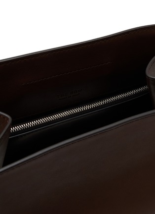 Detail View - Click To Enlarge - THE ROW - Peggy Leather Clutch Bag