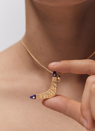 Detail View - Click To Enlarge - MARIE LICHTENBERG - Karma 18K Gold Lapis Pendant