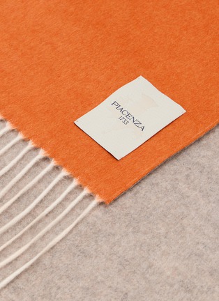 Detail View - Click To Enlarge - PIACENZA 1733 - Bicolour Doubleface Silk Cashmere Scarf