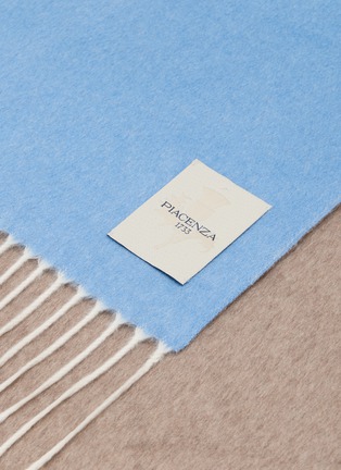 Detail View - Click To Enlarge - PIACENZA 1733 - Bicolour Doubleface Silk Cashmere Scarf