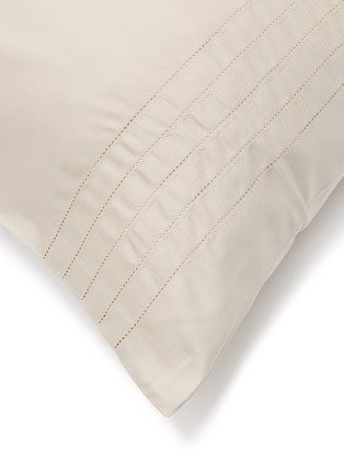 Detail View - Click To Enlarge - FRETTE - Lush Ajour Pillowcase — Greige