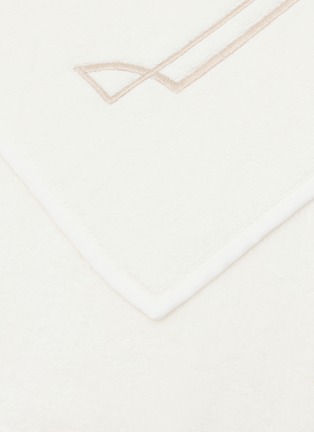 Detail View - Click To Enlarge - FRETTE - Layering Embroidery Hand Towel — Milk/Savage Beige