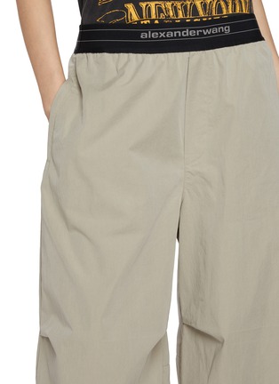  - ALEXANDERWANG - Pleated Knee Logo Waistband Pants