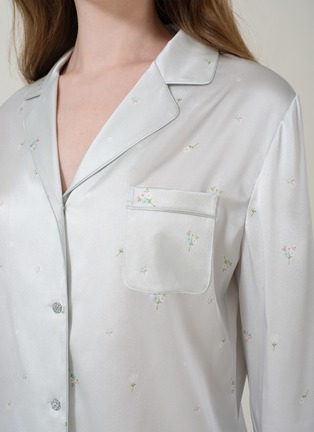  - SILKY MIRACLE - Petite Flower Bouquet Pyjama Set — Blue/Size S