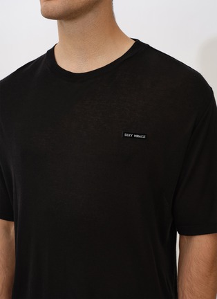 Detail View - Click To Enlarge - SILKY MIRACLE - Nude Men's Knit Short Sleeve Top — Black/Size L