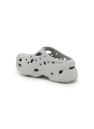  - CROCS - Unisex Caged Clogs