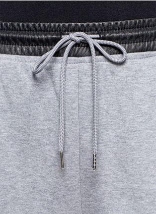 Detail View - Click To Enlarge - T BY ALEXANDER WANG - Cotton nylon leather waistband sweatpants 