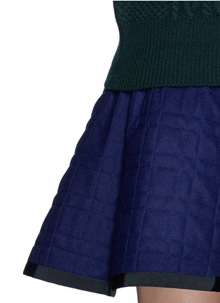 Detail View - Click To Enlarge - SACAI LUCK - Sweater and quilted skirt combo dress 