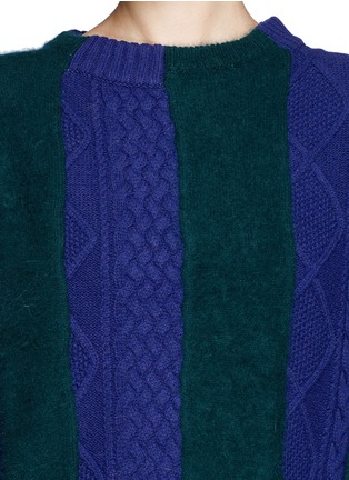 Detail View - Click To Enlarge - SACAI LUCK - Colourblock wool knit sweater