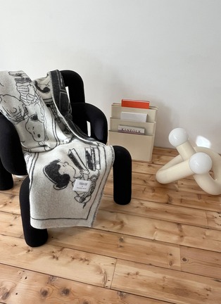 Detail View - Click To Enlarge - MAISON DEUX - x Peanuts ZZZ Comic Blanket