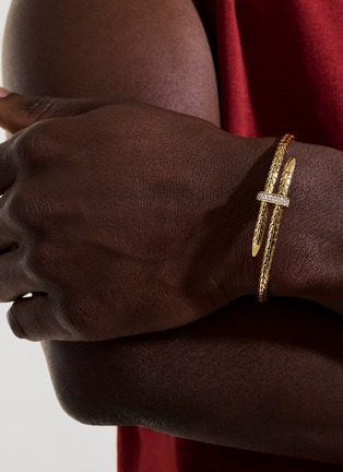  - JOHN HARDY - Spear 14K Gold Diamond Flex Cuff — Size M