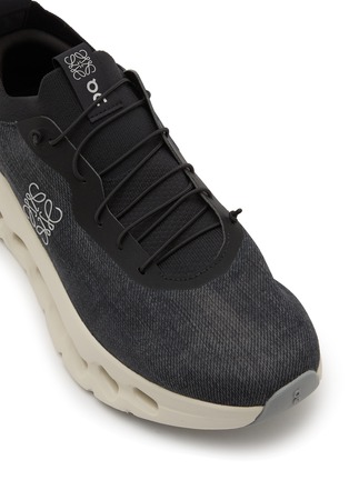 Detail View - Click To Enlarge - LOEWE - x On Cloudtilt Denim Print Men's Sneakers