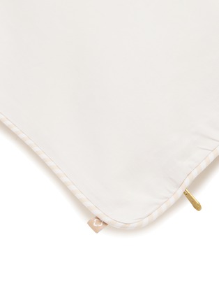 Detail View - Click To Enlarge - CELSO DE LEMOS - Trianon Cushion Cover — 770 Linen Embroidery On White