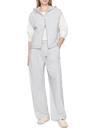 Figure View - Click To Enlarge - HERNO - Cap Sleeve Zip Up Vest