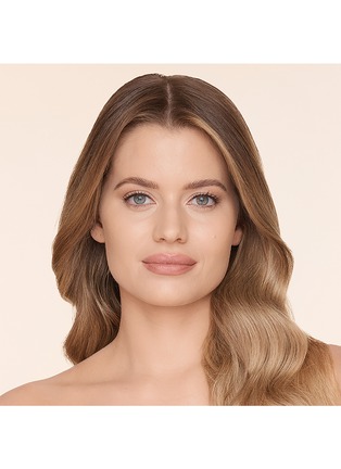 Detail View - Click To Enlarge - CHARLOTTE TILBURY - AIRbrush Flawless Foundation — 4N