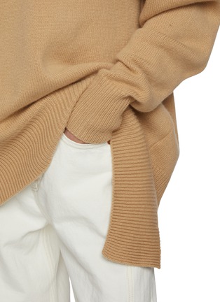  - R2W - Nicolas Round Neck Wool Cashmere Knit Sweater