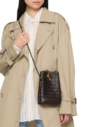 Figure View - Click To Enlarge - BOTTEGA VENETA - Andiamo Intrecciato Leather Phone Pouch