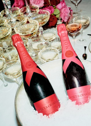 Detail View - Click To Enlarge - MOËT & CHANDON - Rosé Impérial Champagne with Gift Box 75cl