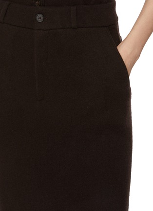  - GUEST IN RESIDENCE - Tailored Cashmere Skirt