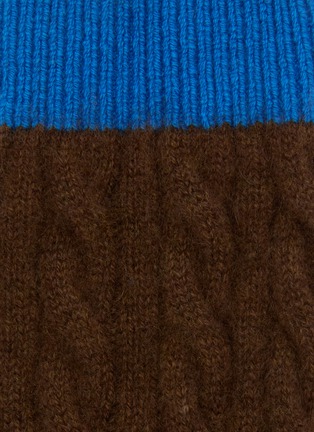 Detail View - Click To Enlarge - GUEST IN RESIDENCE - The Cable Knit Socks