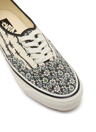 Detail View - Click To Enlarge - VANS - LX Authentic 44 Men's Sneakers