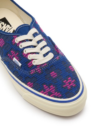 Detail View - Click To Enlarge - VANS - LX Authentic 44 Men's Sneakers