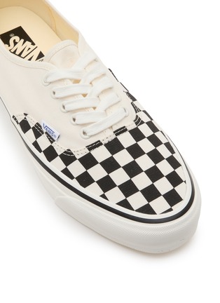 Detail View - Click To Enlarge - VANS - LX Authentic 44 Men's Sneakers