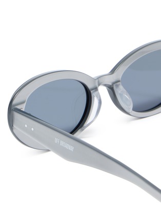 Detail View - Click To Enlarge - OFF BROADWAY - Theory Acetate Oval Sunglasses