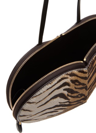 Detail View - Click To Enlarge - ALAÏA - Medium Le Coeur Leather Shoulder Bag