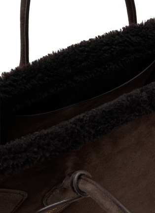 Detail View - Click To Enlarge - ALAÏA - Le Teckel Merino Shearling Suede Tote Bag