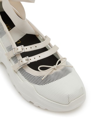 Detail View - Click To Enlarge - AKIKOAOKI - Giselle Platform Lace Up Women's Sneakers