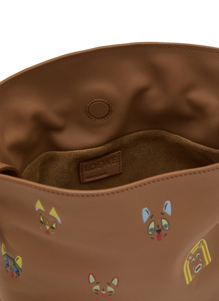 Detail View - Click To Enlarge - LOEWE - Cats Mini Flamenco Leather Clutch