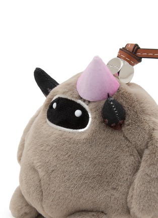 Detail View - Click To Enlarge - BAZ & FRIENDS - Grumpy Mini Plush Bag Charm Tote