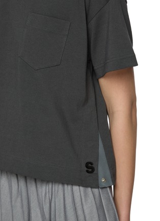  - SACAI - Side Popper Logo Cotton T-Shirt