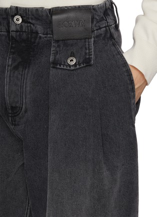  - LOEWE - Coin Pocket Pleated Cotton Denim Jeans