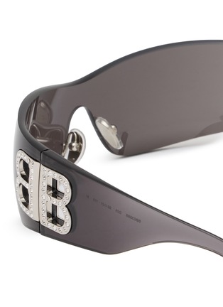 Detail View - Click To Enlarge - BALENCIAGA - Bossy Mask Sunglasses