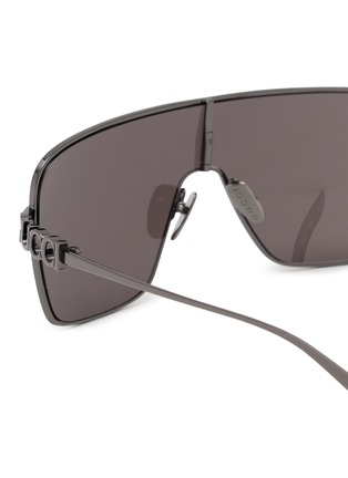 Detail View - Click To Enlarge - GUCCI - Metal Mask Sunglasses