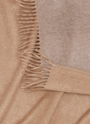 Detail View - Click To Enlarge - ALONPI - Melrose Cashmere Throw — Grey Beige