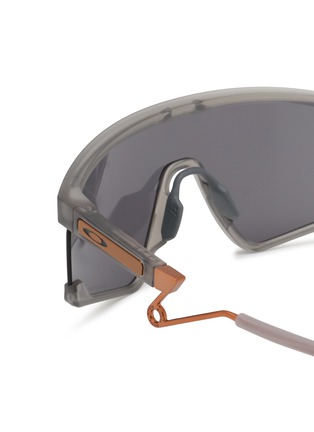 Detail View - Click To Enlarge - OAKLEY - BXTR Metal Forge Collection Prizm Lenses Sunglasses