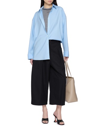 Figure View - Click To Enlarge - LOEWE - Front Pleated Cropped Cotton Silk Pants